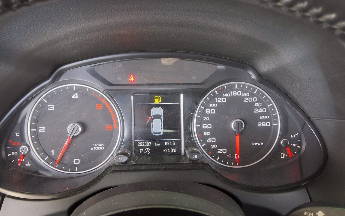 AUDI Q5 3.0 TDI QUATTRO 2014 - zdjęcie 9