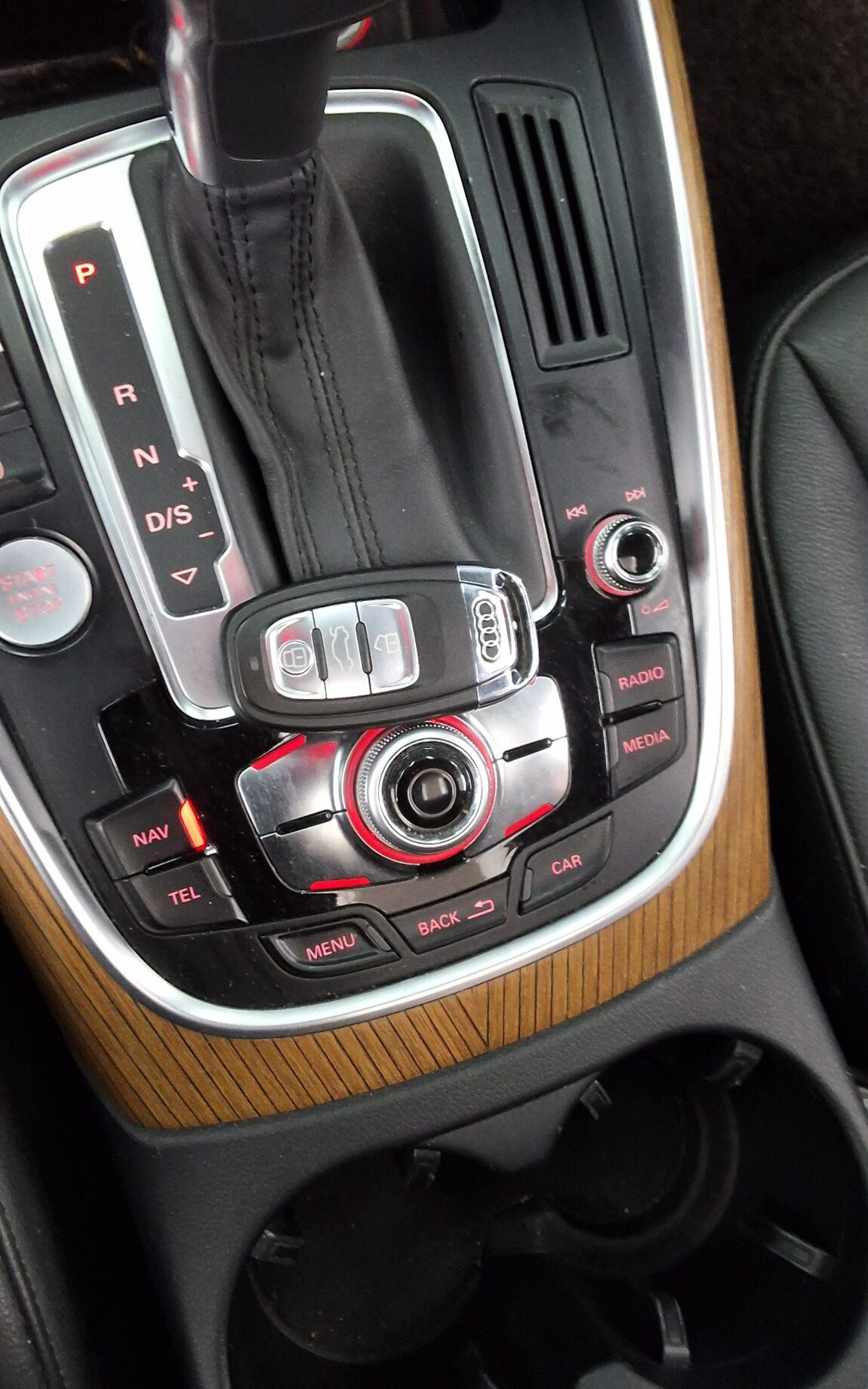 AUDI Q5 3.0 TDI QUATTRO 2014 - zdjęcie 20