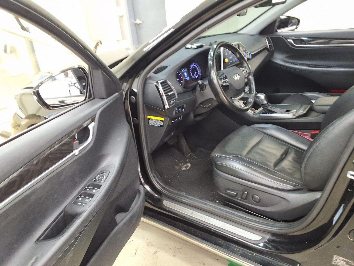 HYUNDAI GRANDEUR IG 2.4 GDi PREMIUM 2018 - zdjęcie 11