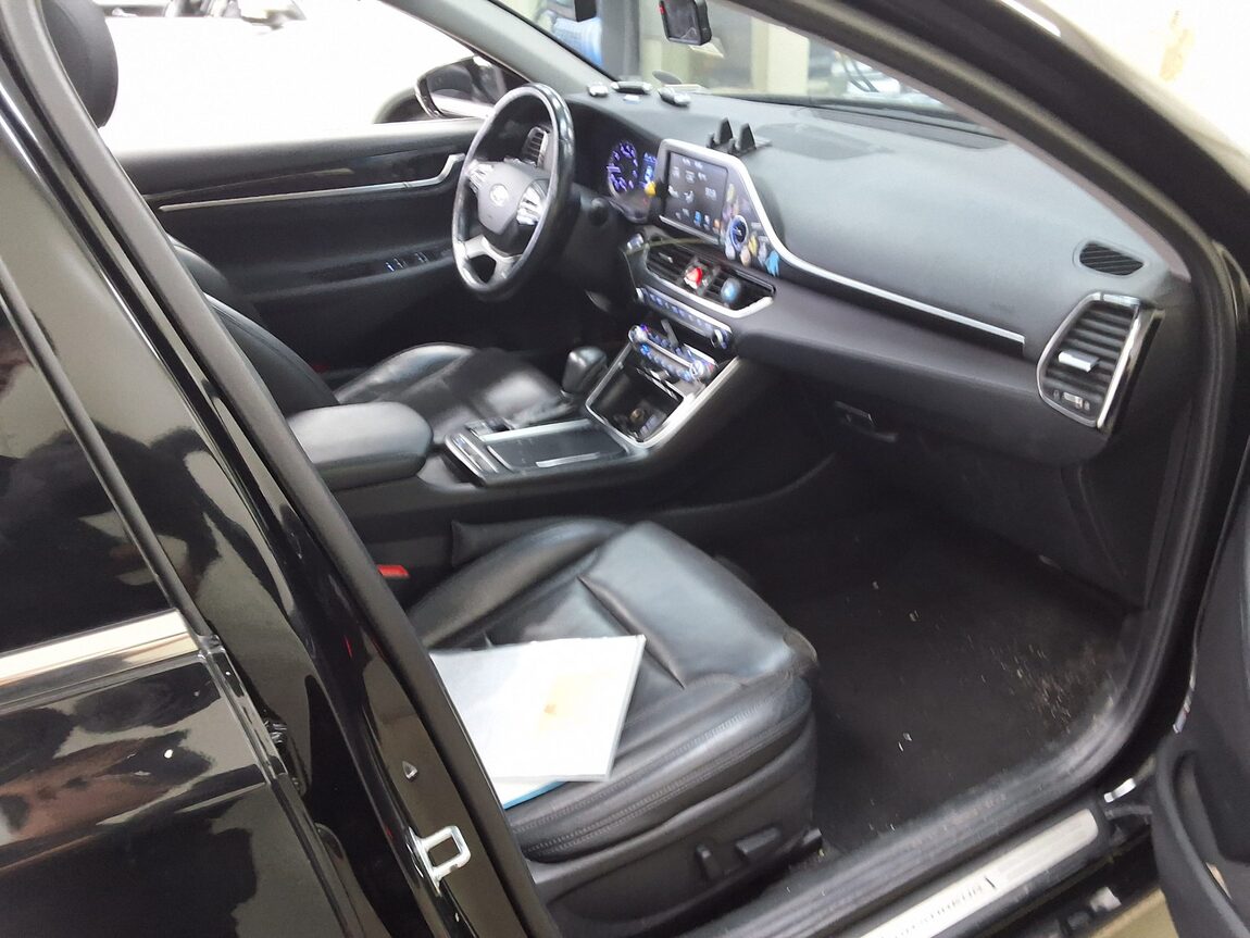 HYUNDAI GRANDEUR IG 2.4 GDi PREMIUM 2018 - zdjęcie 15
