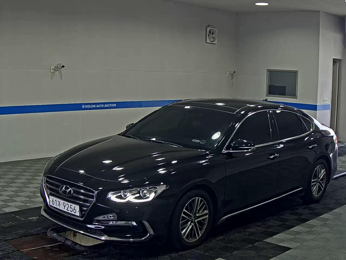 HYUNDAI GRANDEUR IG 2.4 GDi PREMIUM 2018 - zdjęcie 2
