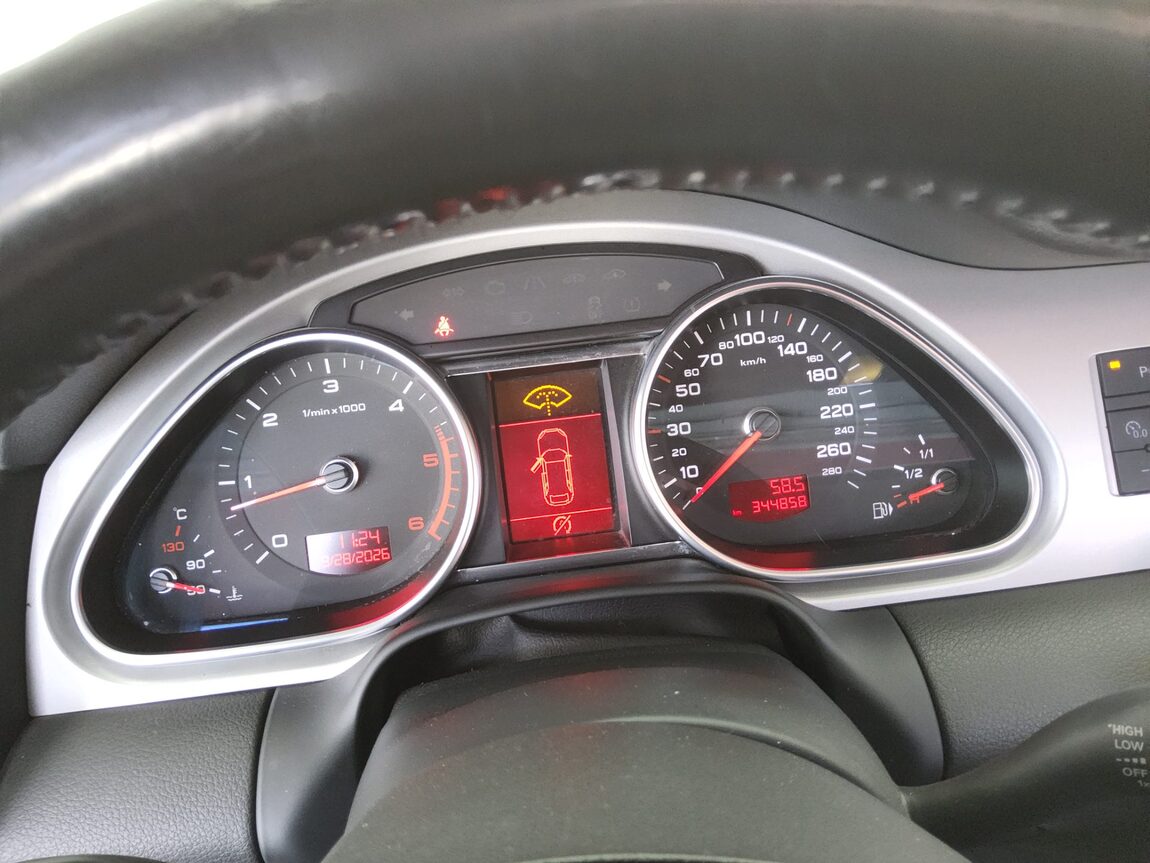 AUDI Q7 3.0 TDI QUATTRO 2011 - zdjęcie 9