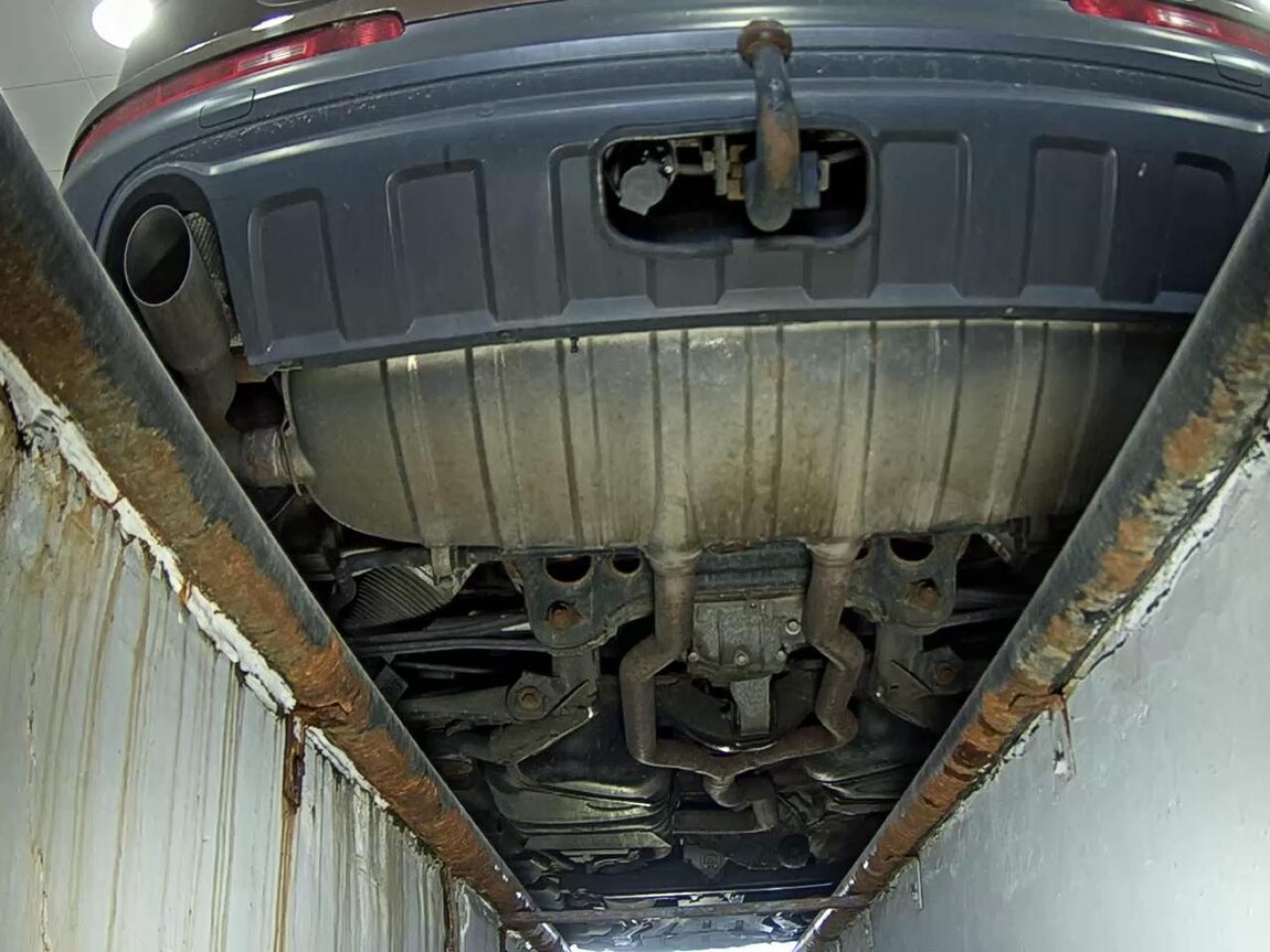 AUDI Q7 3.0 TDI QUATTRO 2011 - zdjęcie 8