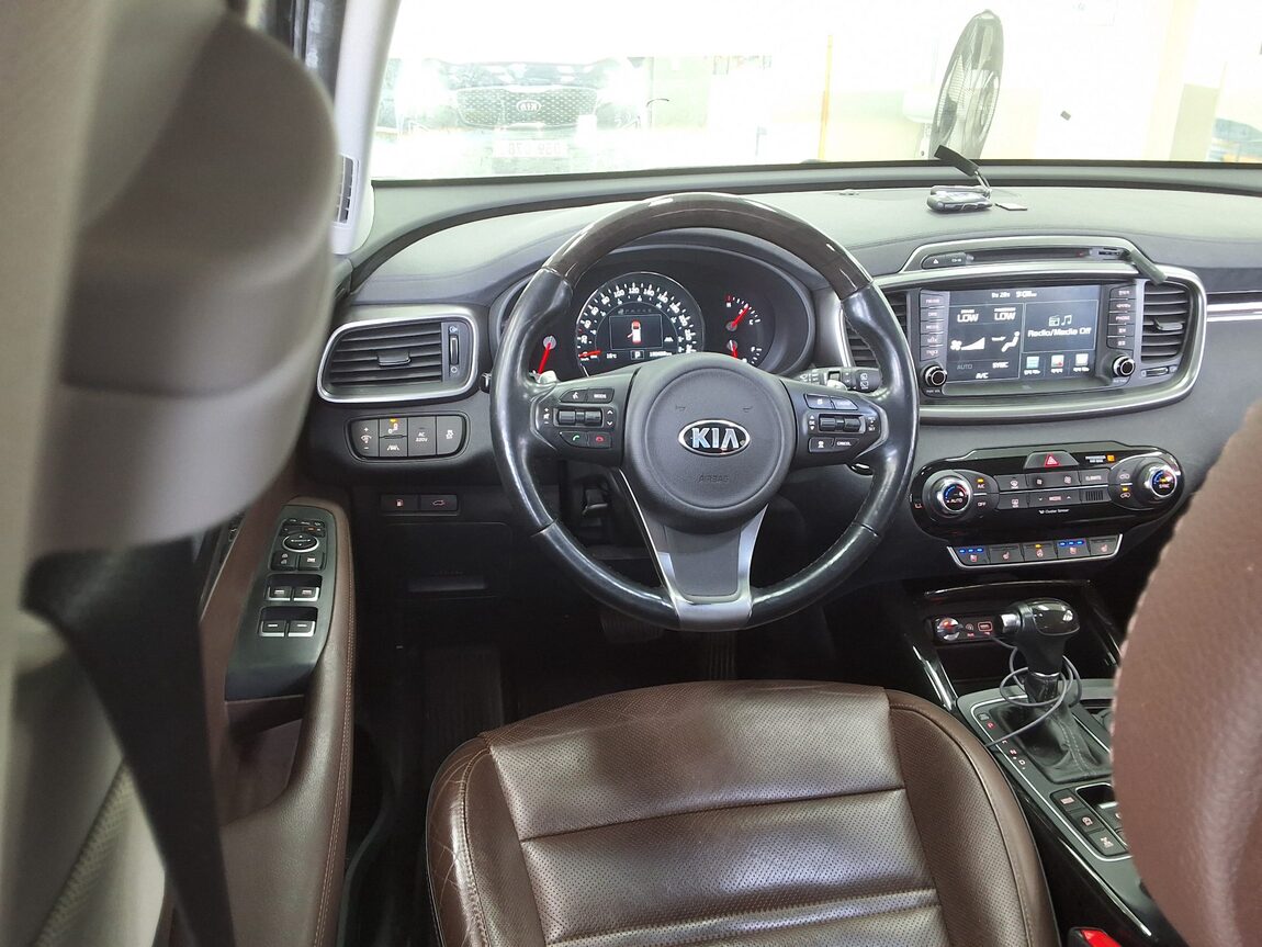 KIA ALL NEW SORENTO R2.2 4WD NOBLESSE SPECIAL 2016 - zdjęcie 19