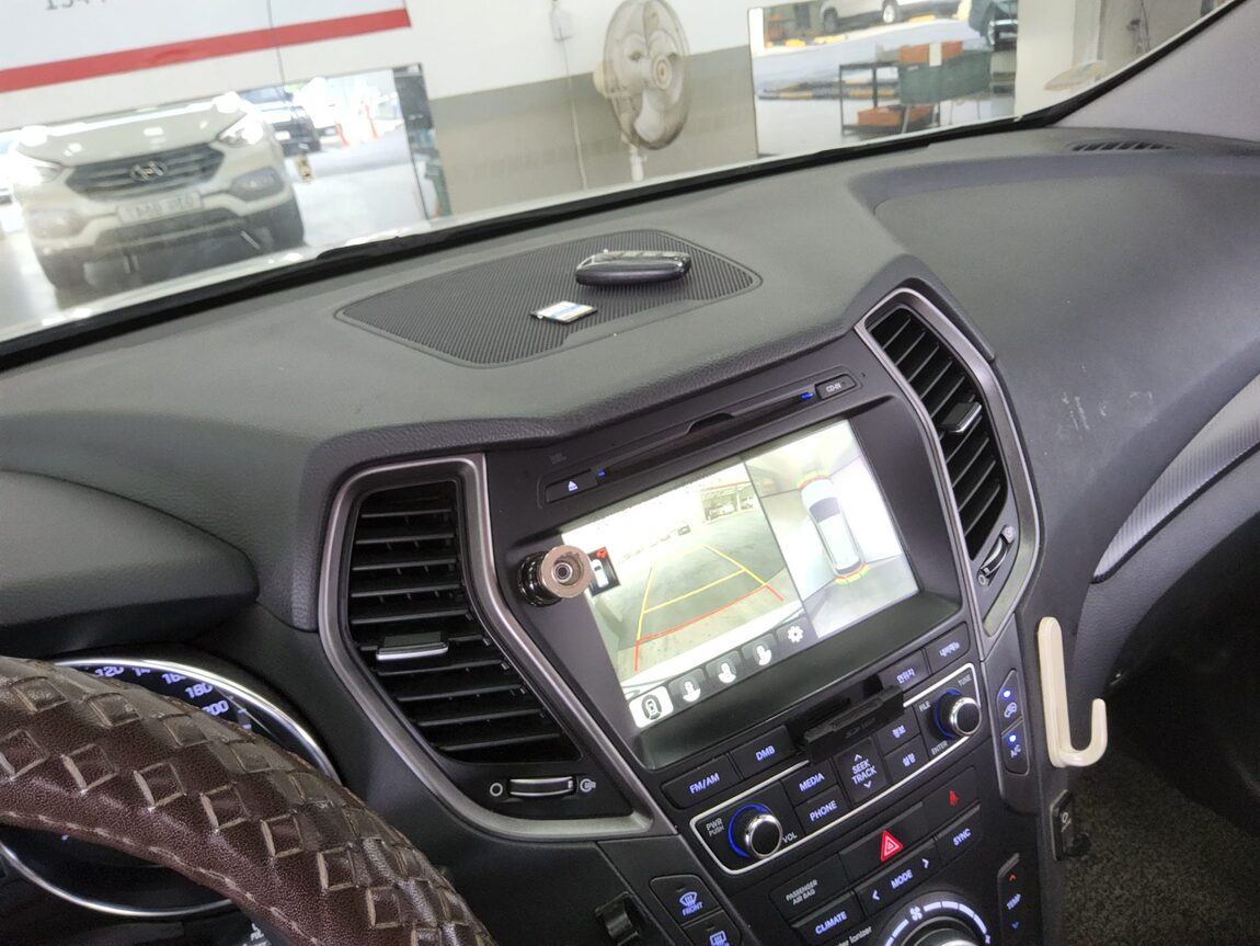 HYUNDAI SANTA FE THE PRIME DIESEL R2.0 2WD EXCLUSIVE SPECIAL 2016 - zdjęcie 17