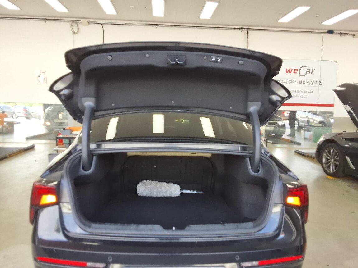 KIA THE NEW K5 HYBRID (DL3) 2.0 HEV NOBLESSE 2024 - zdjęcie 15