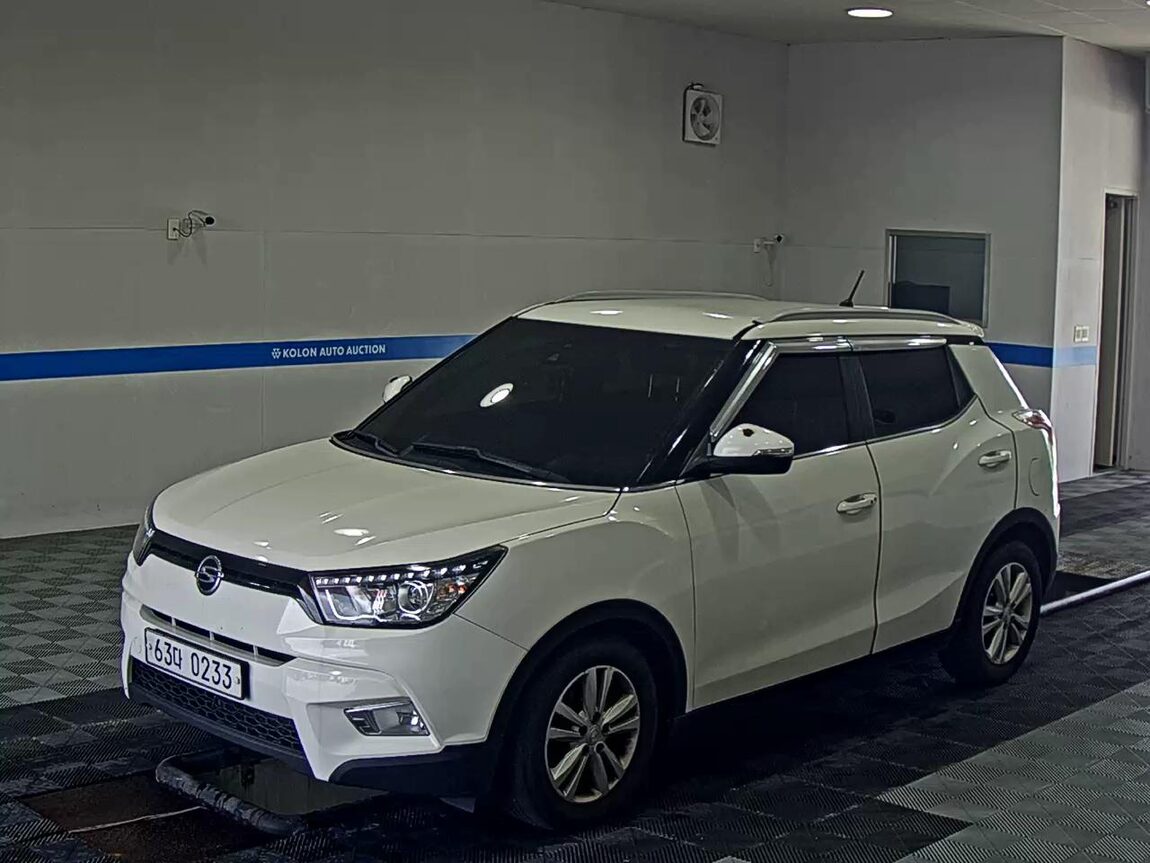 KG MOBILITY (SSANGYONG) TIVOLI GASOLINE 2WD VX 2017 - zdjęcie 2