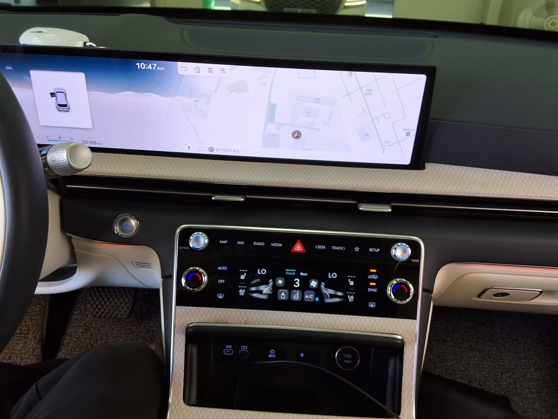 GENESIS NEW GV80 2.5 GASOLINE AWD BASE MODEL 2024 - zdjęcie 24
