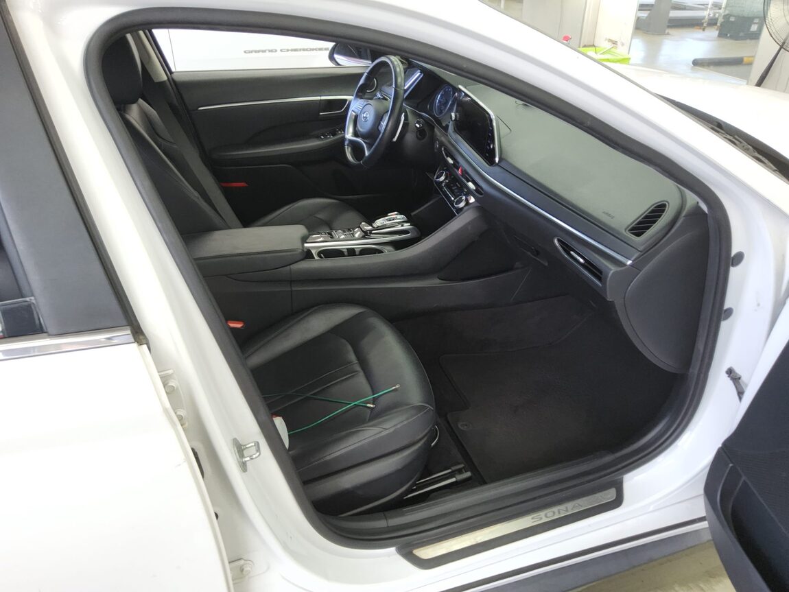 HYUNDAI SONATA (DN8) G2.0 PREMIUM 2021 - zdjęcie 14