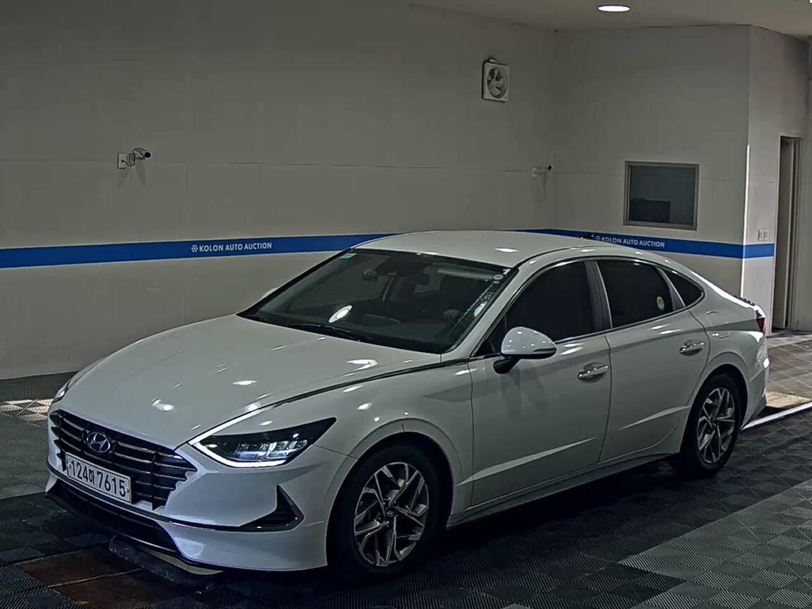 HYUNDAI SONATA (DN8) G2.0 PREMIUM 2021 - zdjęcie 2