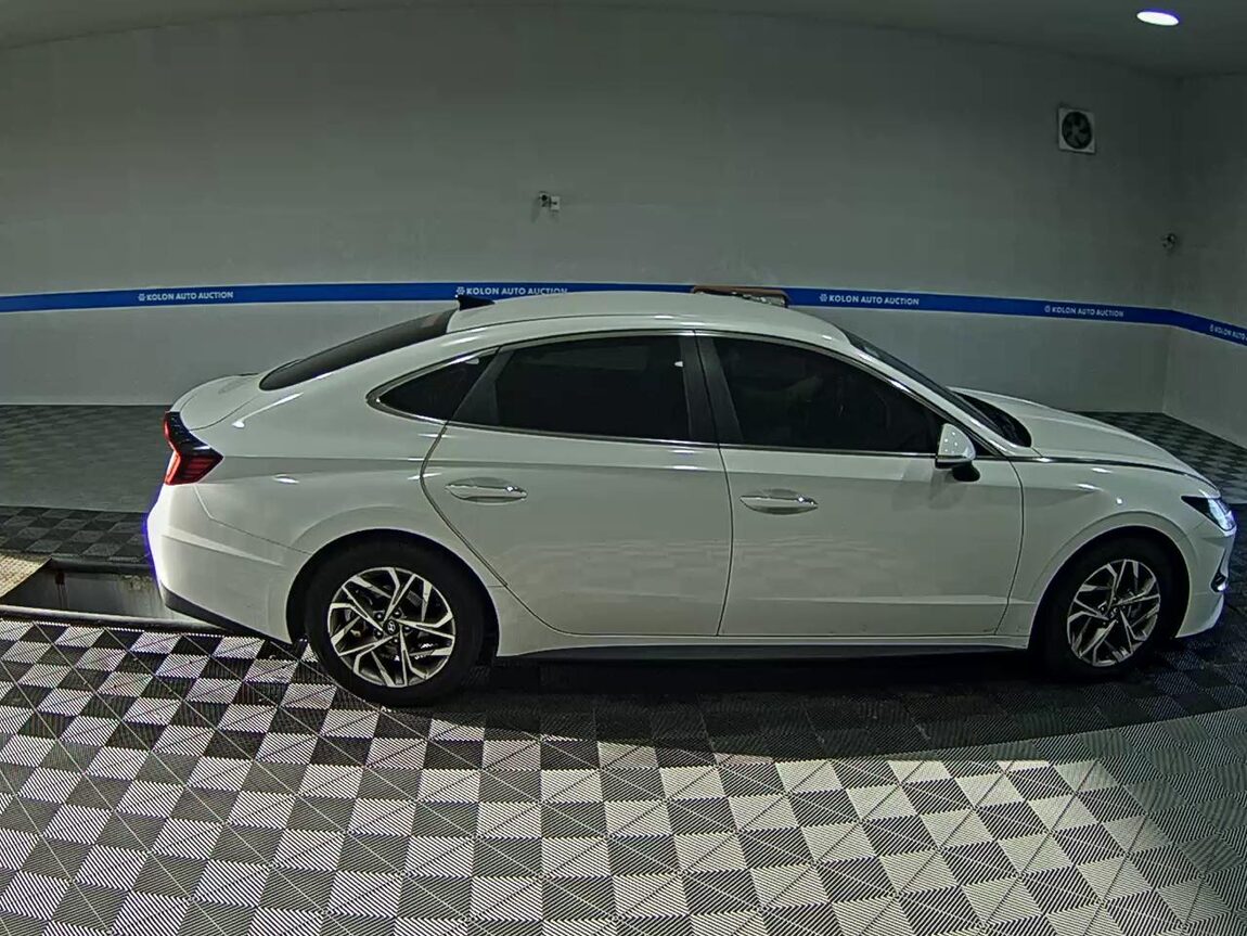 HYUNDAI SONATA (DN8) G2.0 PREMIUM 2021 - zdjęcie 4