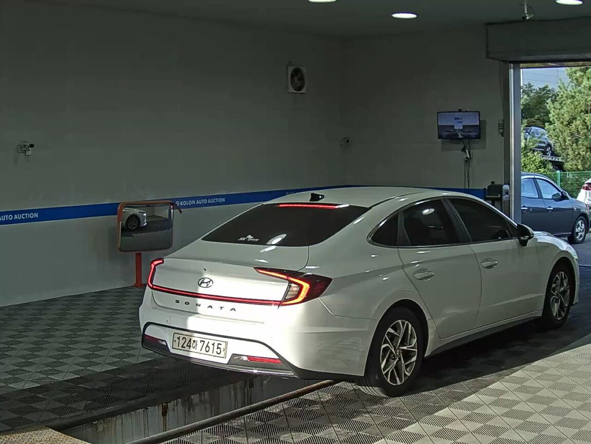 HYUNDAI SONATA (DN8) G2.0 PREMIUM 2021 - zdjęcie 5