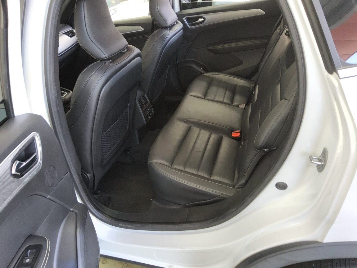 RENAULT (SAMSUNG) XM3 1.6 GTe INSPIRE 2024 - zdjęcie 12