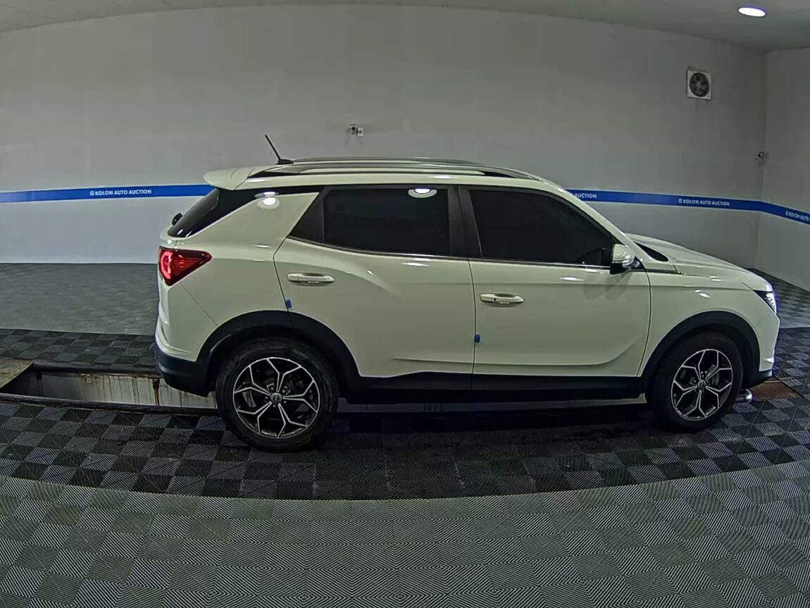 KG MOBILITY (SSANGYONG) ALL NEW KORANDO 1.6 DIESEL AWD C5 PLUS 2022 - zdjęcie 4