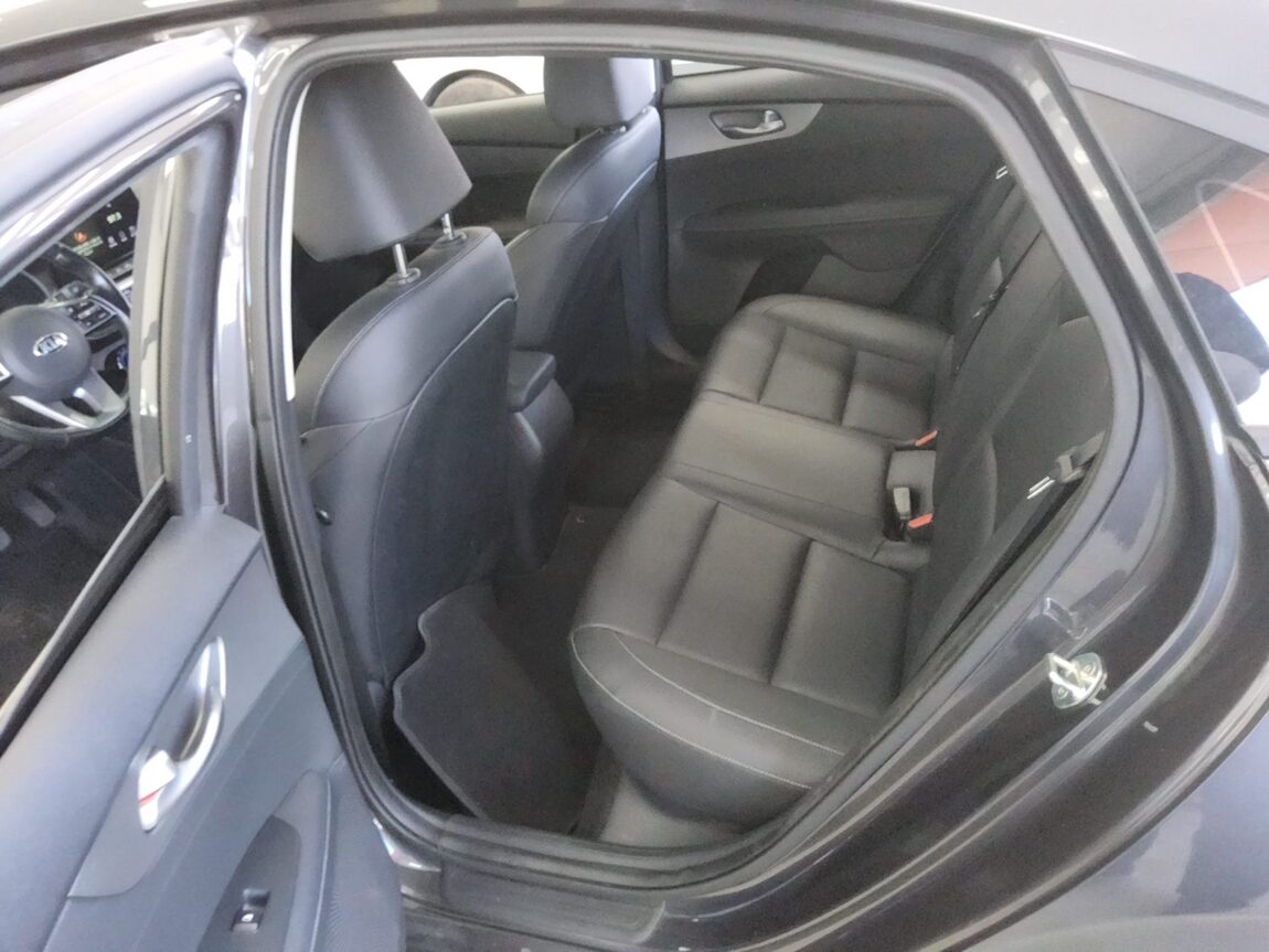 KIA ALL NEW K3 1.6 GASOLINE LUXURY 2020 - zdjęcie 12