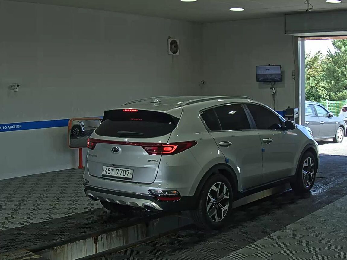 KIA SPORTAGE THE BOLD R2.0 DIESEL 2WD PRESTIGE 2019 - zdjęcie 5