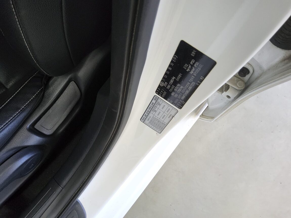 KIA ALL NEW K3 1.6 GASOLINE LUXURY 2020 - zdjęcie 16