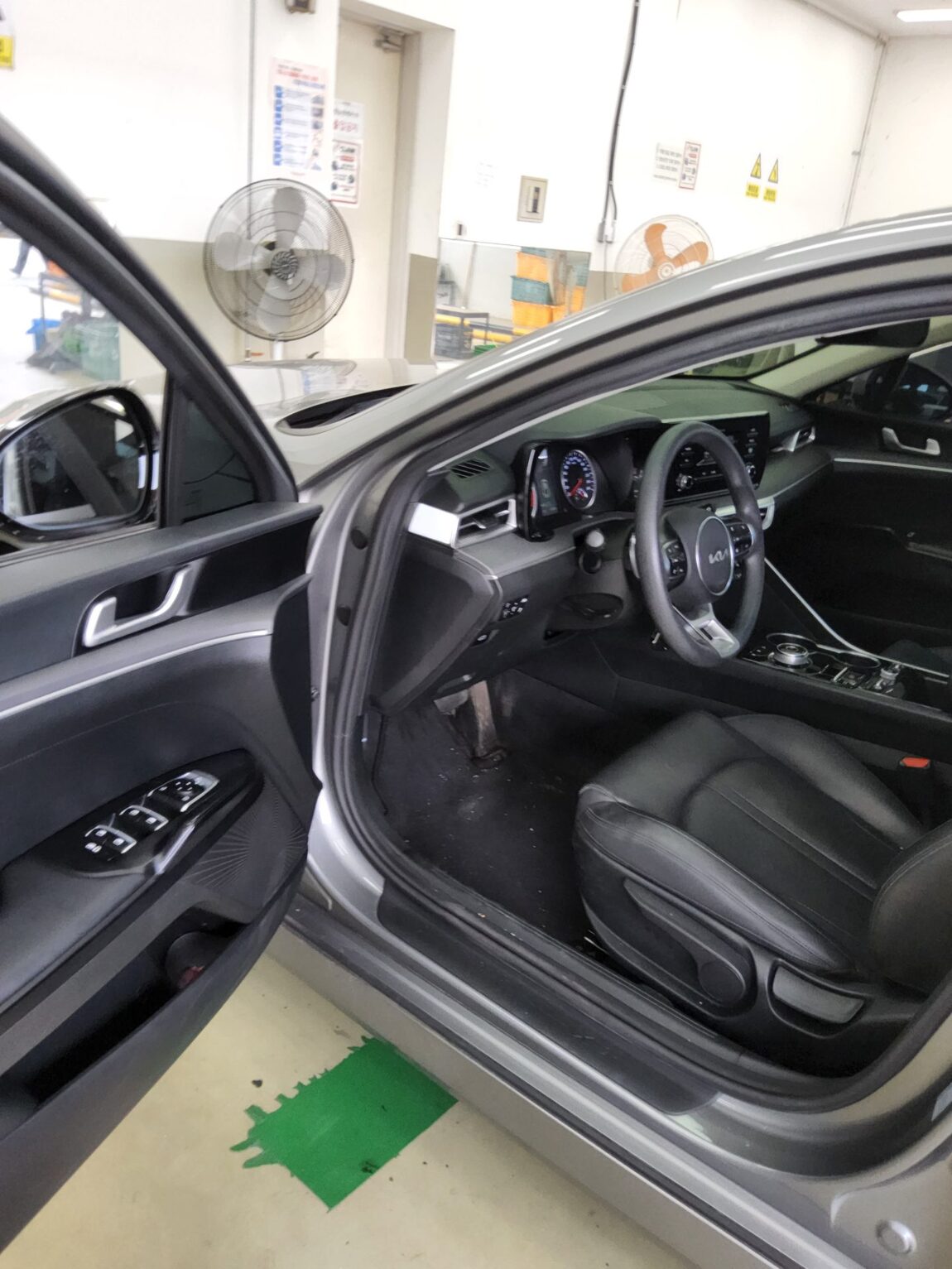 KIA NEW K5 (DL3) 2.0 LPI RENTAL CAR STANDARD 2023 - zdjęcie 10
