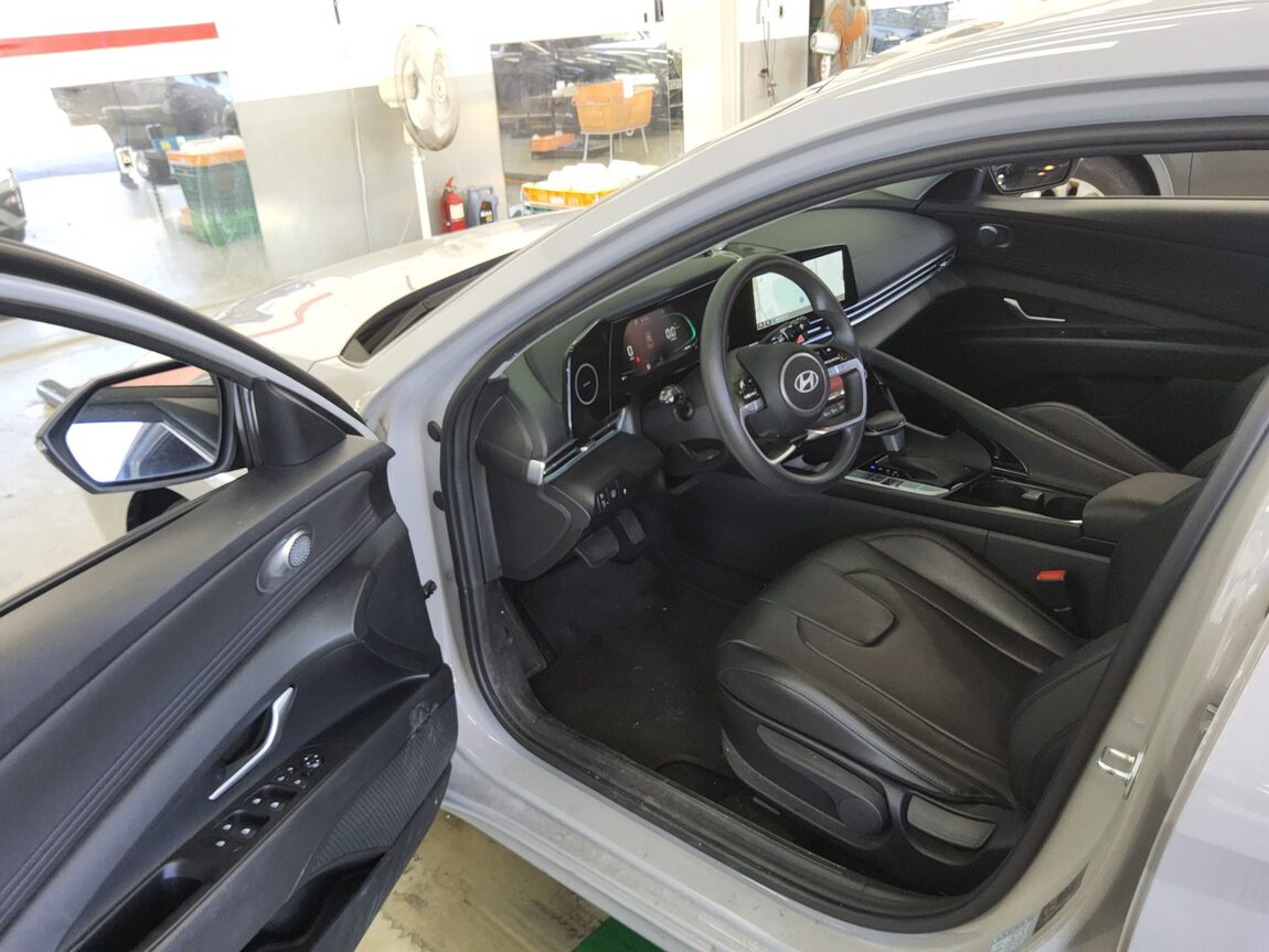 HYUNDAI THE NEW AVANTE HYBRID (CN7) 1.6 HEV SMART 2024 - zdjęcie 10