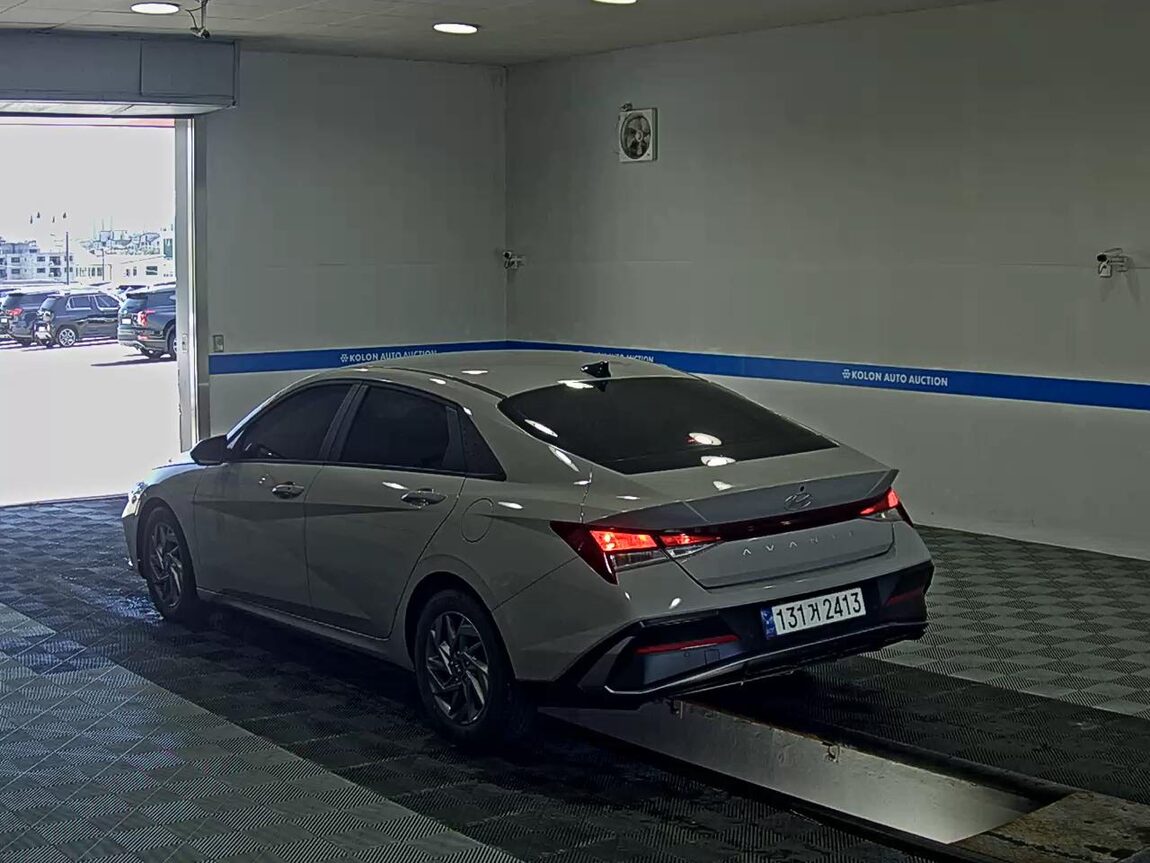 HYUNDAI THE NEW AVANTE HYBRID (CN7) 1.6 HEV SMART 2024 - zdjęcie 6