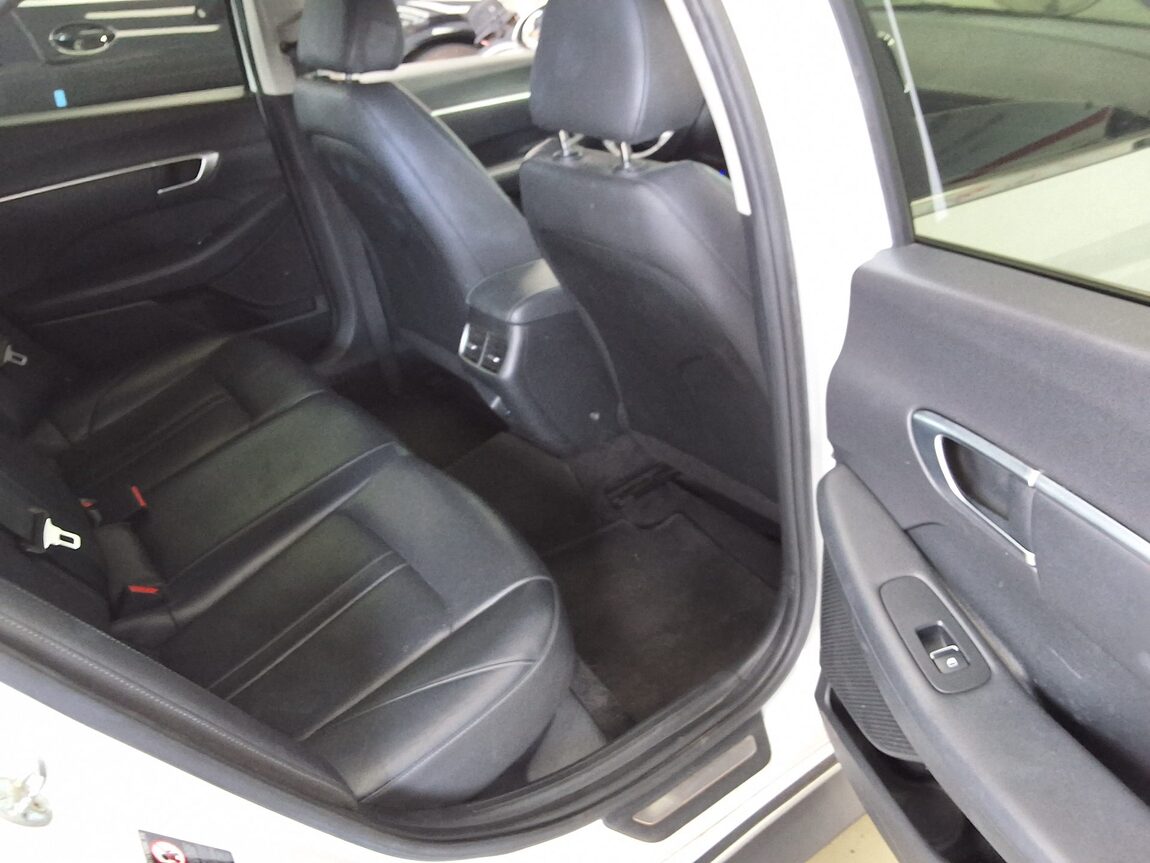 HYUNDAI SONATA (DN8) G2.0 PREMIUM 2021 - zdjęcie 14