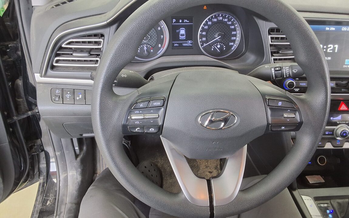 HYUNDAI THE NEW AVANTE AD 1.6 GASOLINE SMART CHOICE 2020 - zdjęcie 17