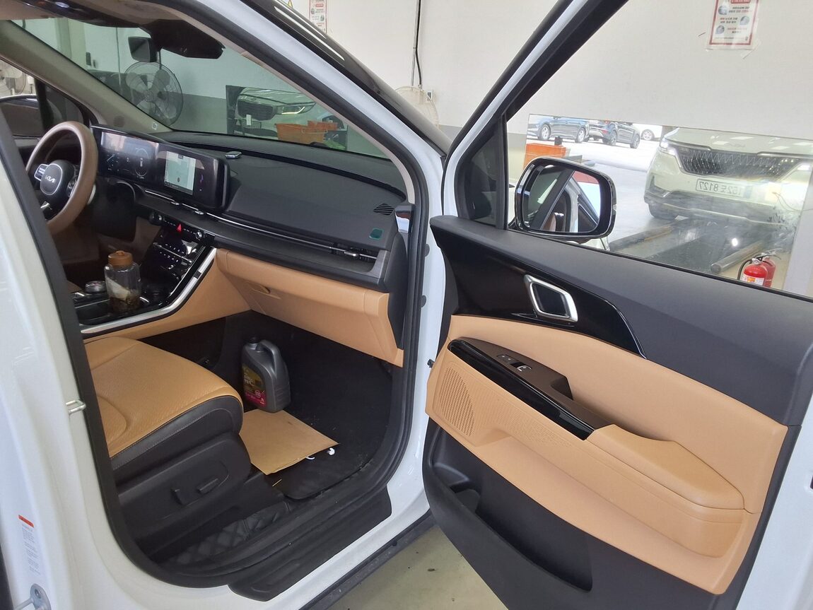 KIA NEW CARNIVAL (KA4) 7-SEATER DIESEL NOBLESSE OUTDOOR 2023 - zdjęcie 14