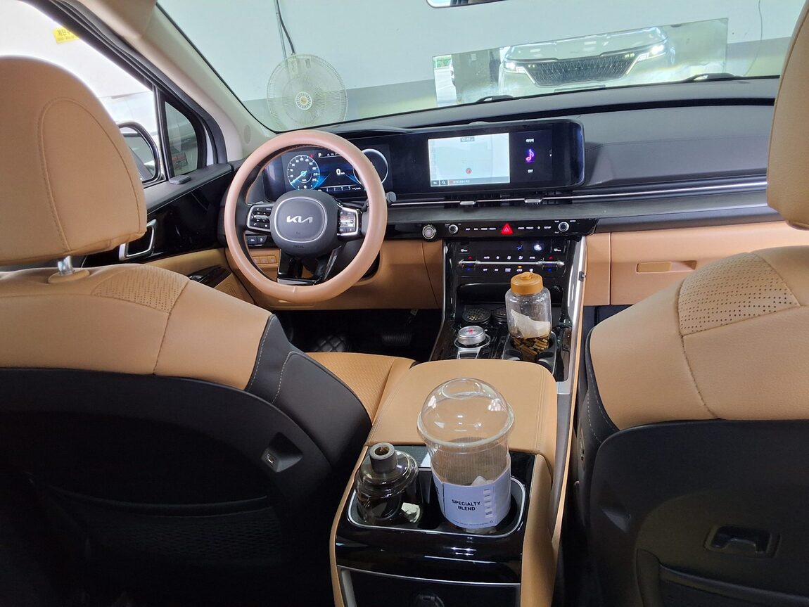 KIA NEW CARNIVAL (KA4) 7-SEATER DIESEL NOBLESSE OUTDOOR 2023 - zdjęcie 11