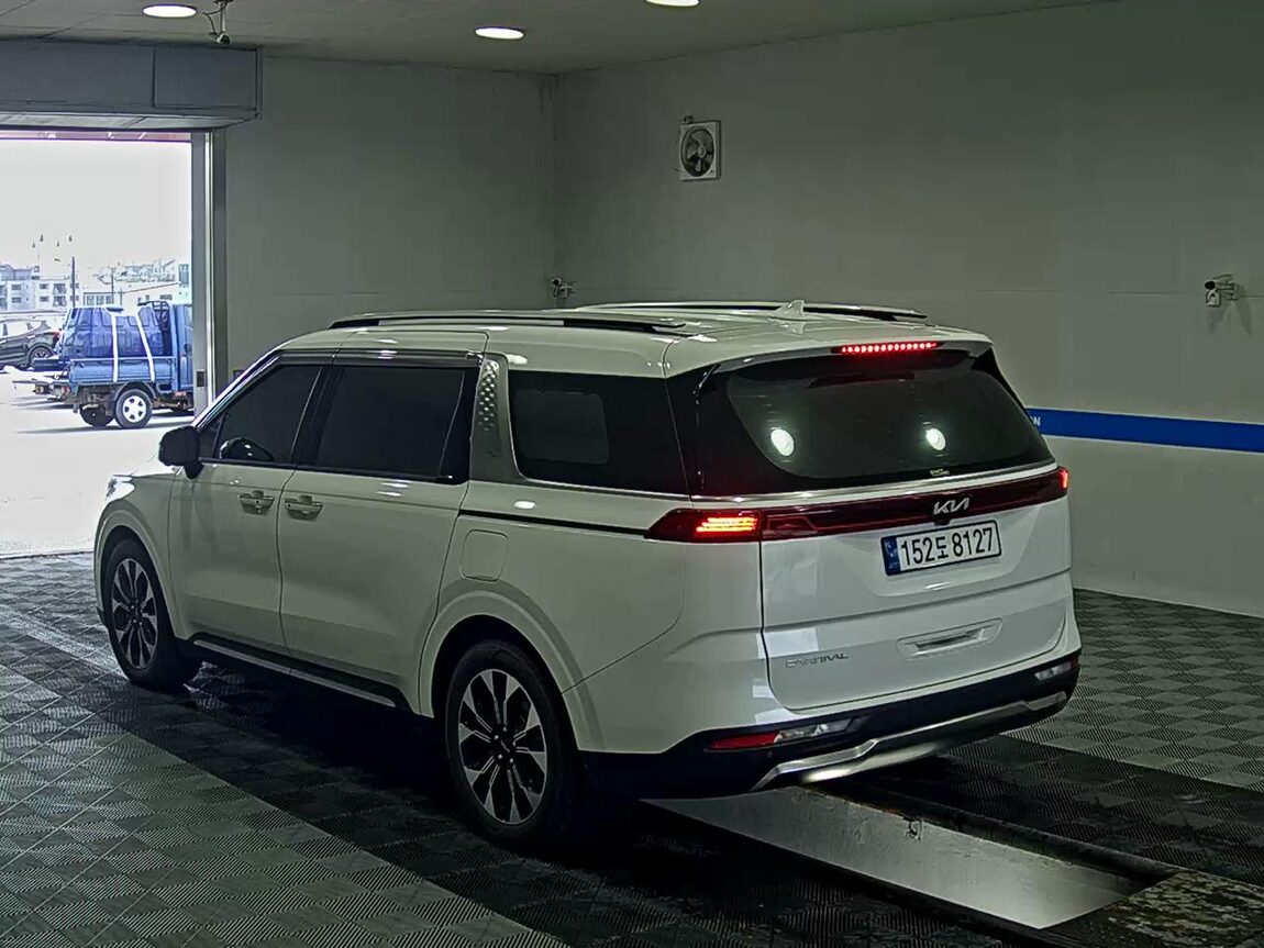 KIA NEW CARNIVAL (KA4) 7-SEATER DIESEL NOBLESSE OUTDOOR 2023 - zdjęcie 6