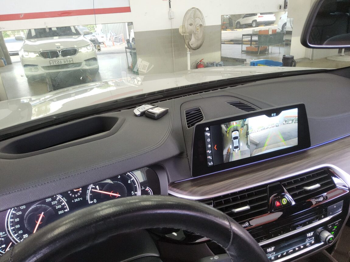BMW 5 SERIES (7TH GEN) 520d M SPORT PACK PLUS 2018 - zdjęcie 18