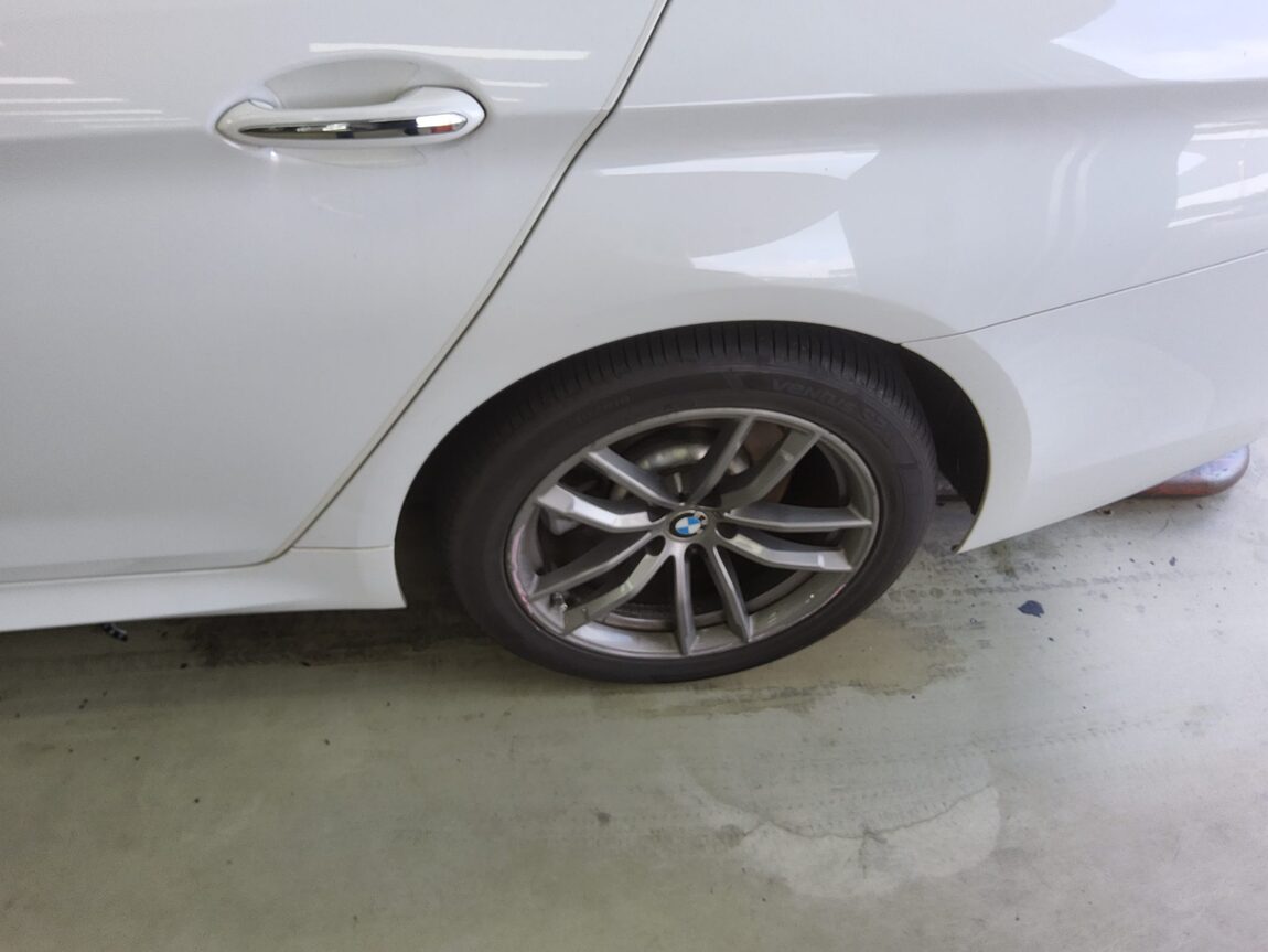 BMW 5 SERIES (7TH GEN) 520d M SPORT PACK PLUS 2018 - zdjęcie 23
