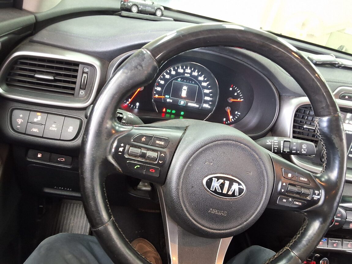 KIA ALL NEW SORENTO R2.0 4WD NOBLESSE SPECIAL 2015 - zdjęcie 23