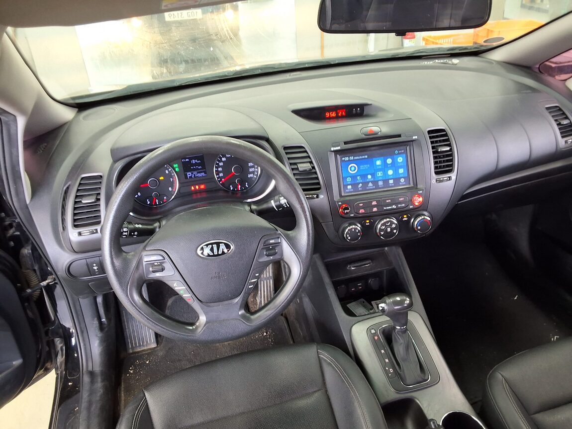 KIA K3 1.6 GDI DELUXE 2015 - zdjęcie 11