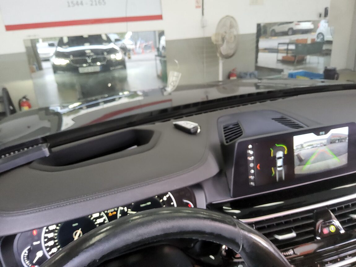 BMW 5 SERIES (7TH GEN) 520d LUXURY LINE SPECIAL 2018 - zdjęcie 19