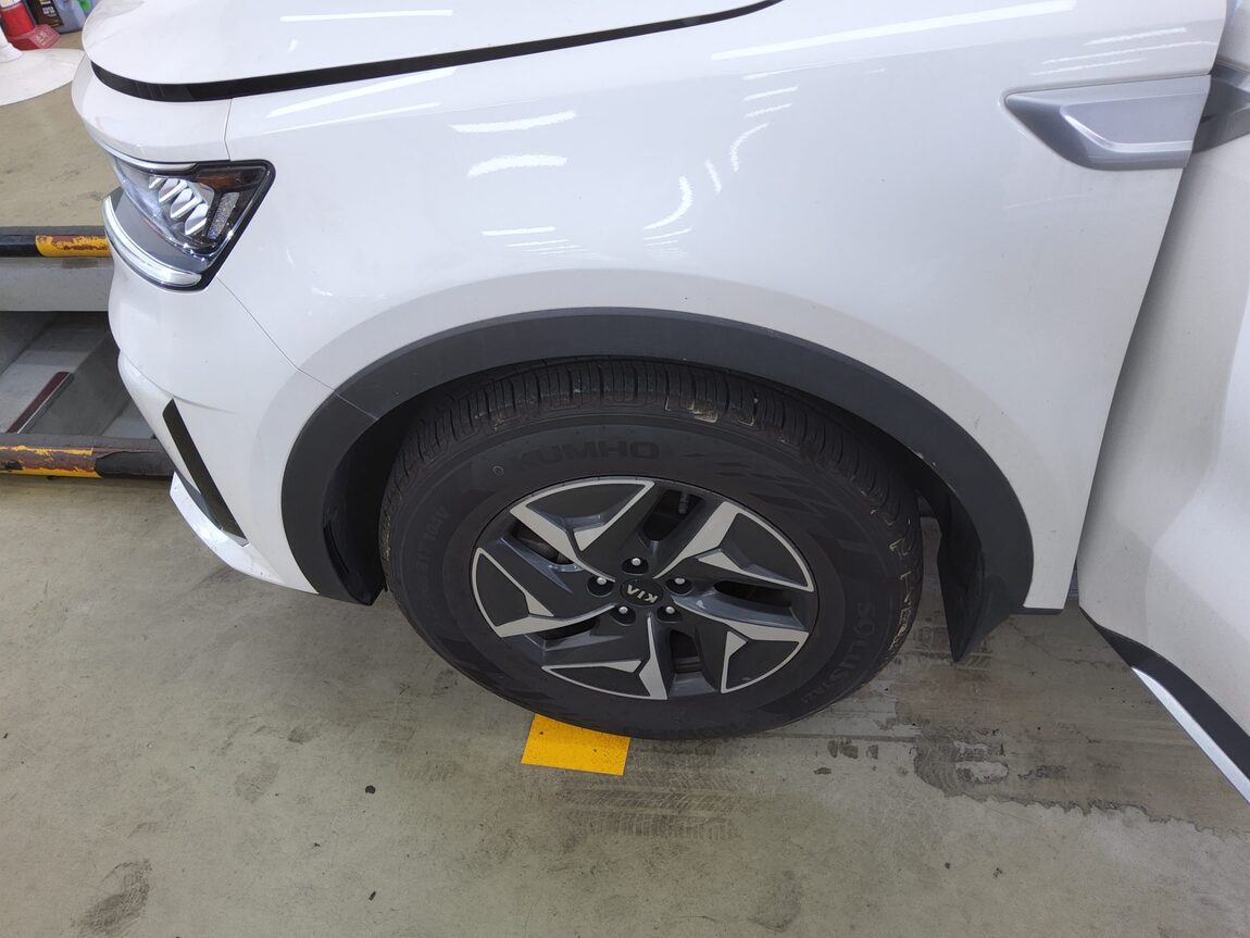 KIA NEW SORENTO HYBRID (MQ4) 1.6 HEV 2WD PRESTIGE 2021 - zdjęcie 19