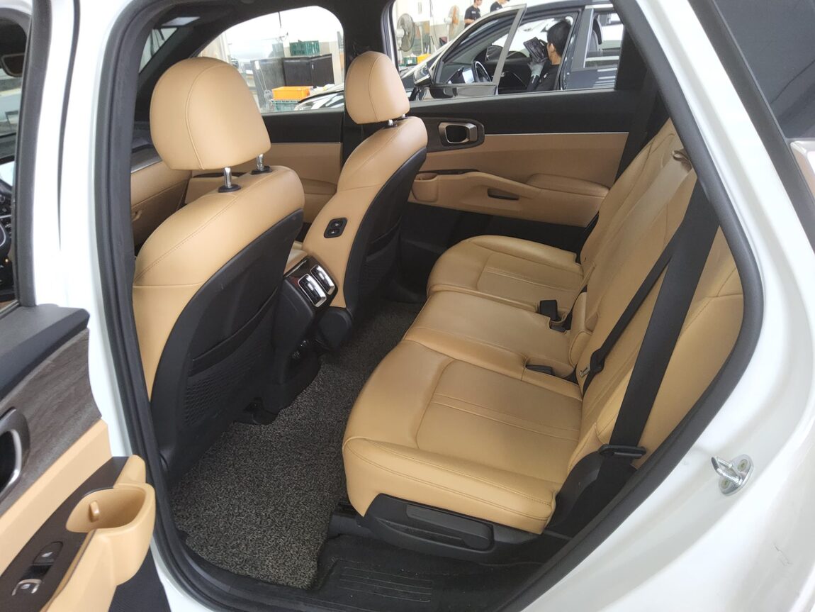 KIA NEW SORENTO HYBRID (MQ4) 1.6 HEV 2WD PRESTIGE 2021 - zdjęcie 12