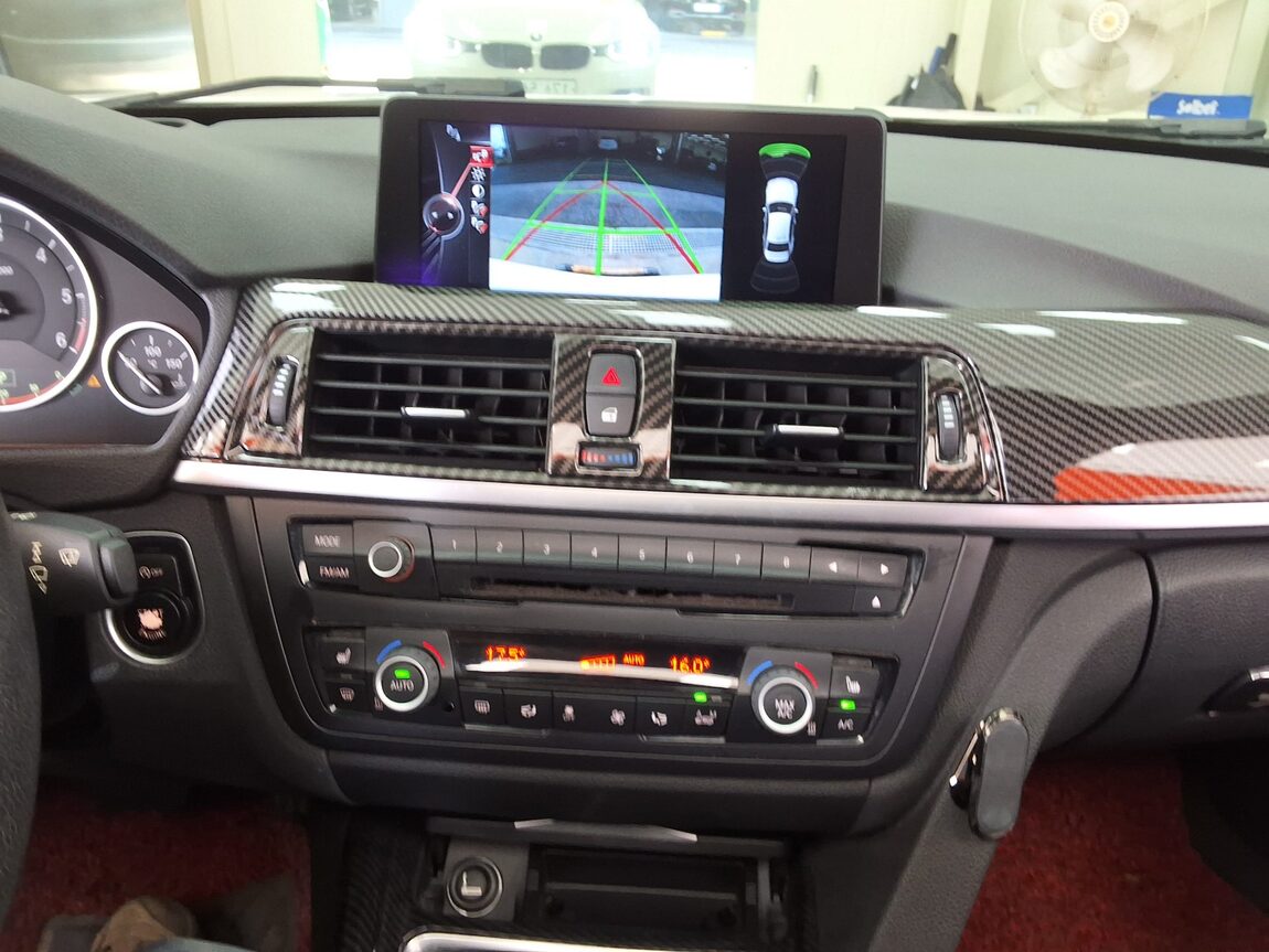 BMW 3 SERIES (6TH GEN) 320d 2014 - zdjęcie 24