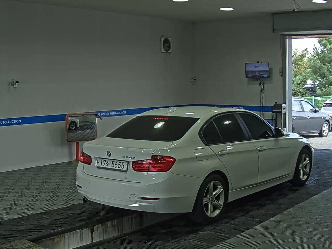 BMW 3 SERIES (6TH GEN) 320d 2014 - zdjęcie 5