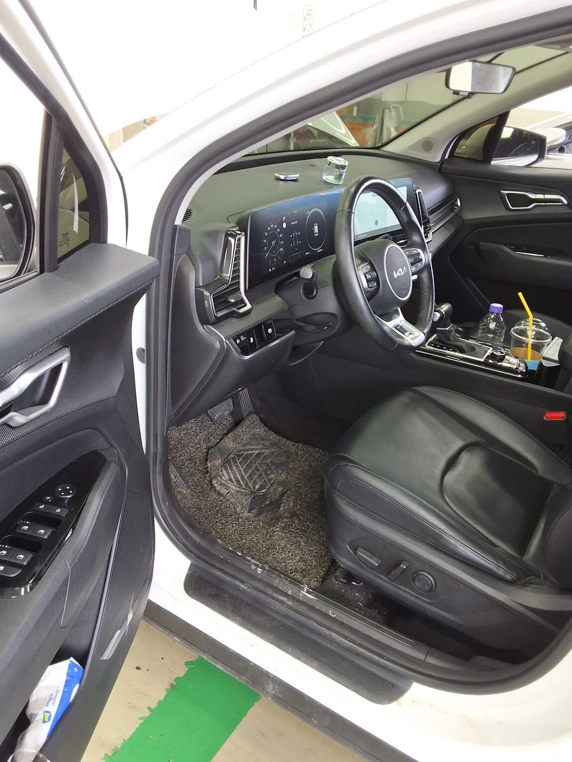 KIA THE ALL NEW SPORTAGE 2.0 DIESEL 2WD PRESTIGE 2022 - zdjęcie 10