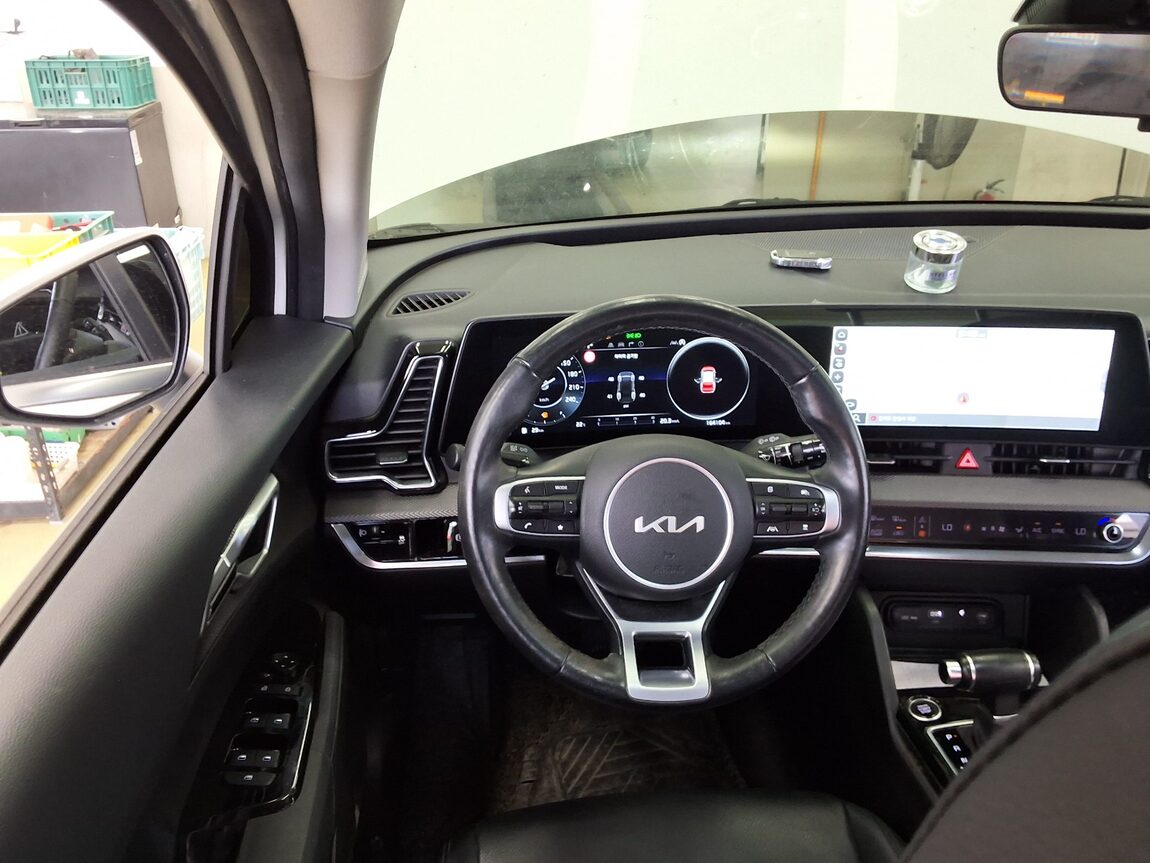 KIA THE ALL NEW SPORTAGE 2.0 DIESEL 2WD PRESTIGE 2022 - zdjęcie 19