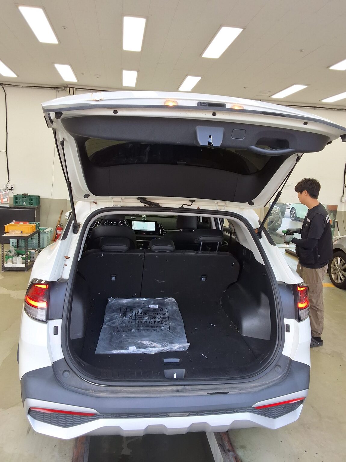 KIA THE ALL NEW SPORTAGE 2.0 DIESEL 2WD PRESTIGE 2022 - zdjęcie 15