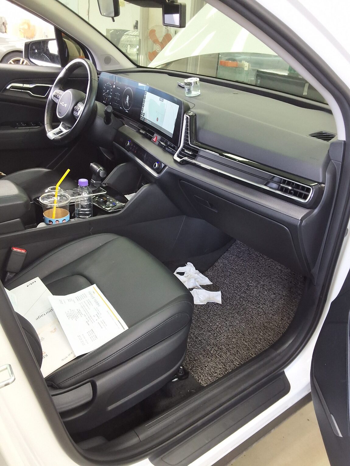 KIA THE ALL NEW SPORTAGE 2.0 DIESEL 2WD PRESTIGE 2022 - zdjęcie 14