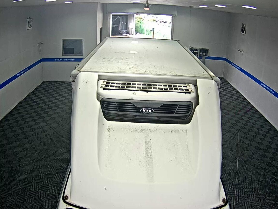 KIA BONGO III CARGO FREEZER BOX TRUCK 1 TON KING CAB 2018 - zdjęcie 7