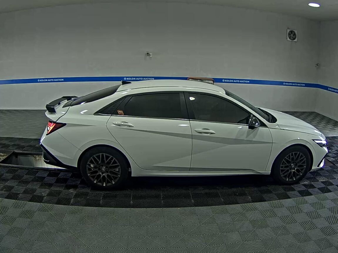 HYUNDAI THE NEW AVANTE (CN7) GASOLINE 1.6 INSPIRATION 2024 - zdjęcie 4