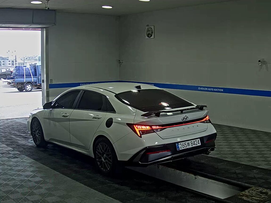 HYUNDAI THE NEW AVANTE (CN7) GASOLINE 1.6 INSPIRATION 2024 - zdjęcie 6