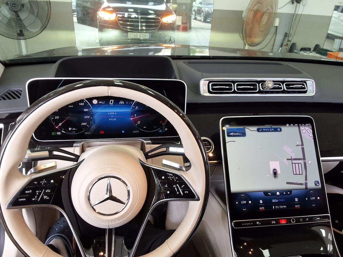 MERCEDES-BENZ S-CLASS (7TH GEN) S580L 4MATIC 2022 - zdjęcie 17