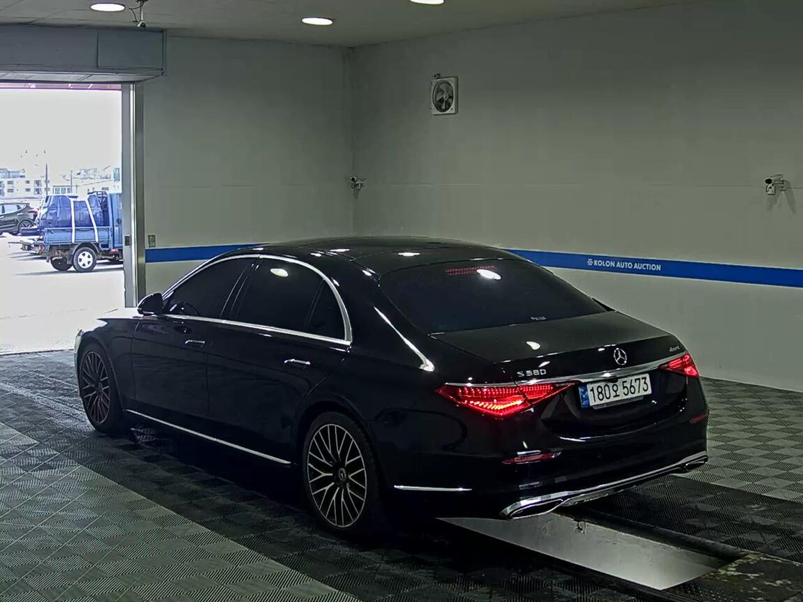 MERCEDES-BENZ S-CLASS (7TH GEN) S580L 4MATIC 2022 - zdjęcie 6