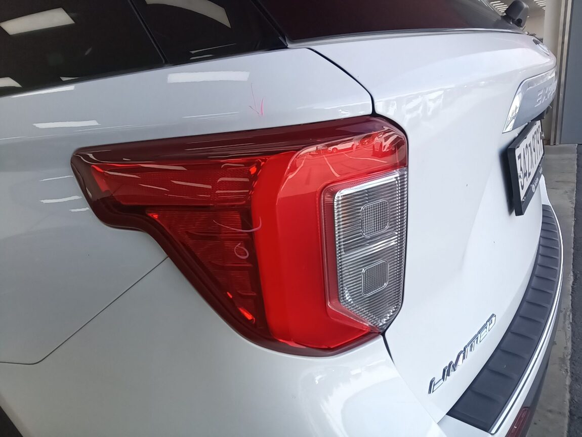 FORD EXPLORER (6TH GEN) 2.3 AWD LIMITED 2020 - zdjęcie 34