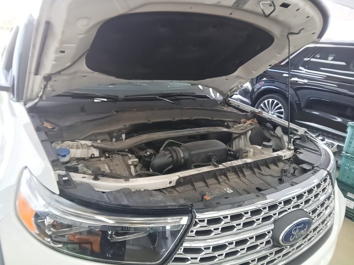 FORD EXPLORER (6TH GEN) 2.3 AWD LIMITED 2020 - zdjęcie 22