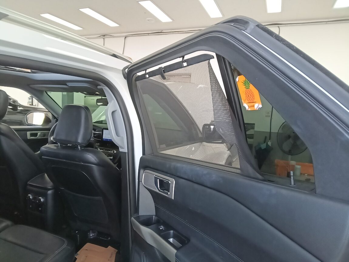 FORD EXPLORER (6TH GEN) 2.3 AWD LIMITED 2020 - zdjęcie 40